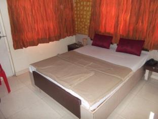 Hotel Sai Varsha Shirdi Luaran gambar