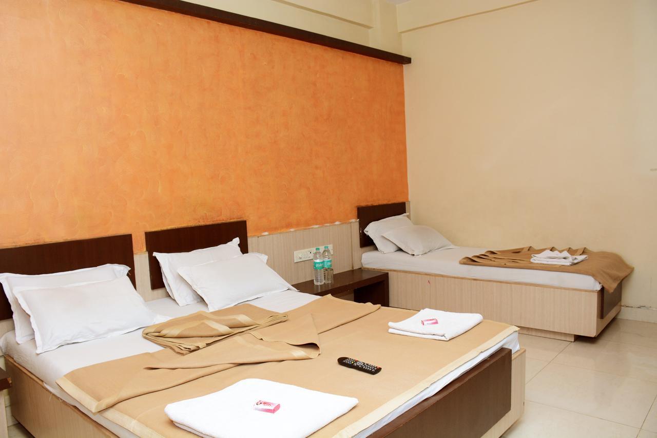 Hotel Sai Varsha Shirdi Luaran gambar