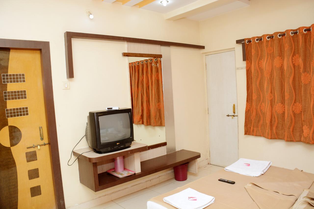 Hotel Sai Varsha Shirdi Luaran gambar