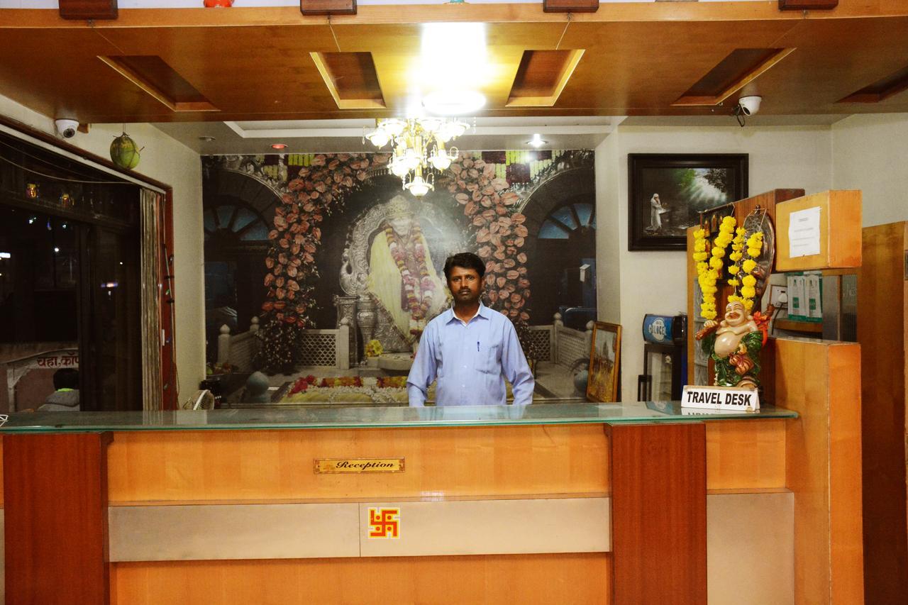 Hotel Sai Varsha Shirdi Luaran gambar