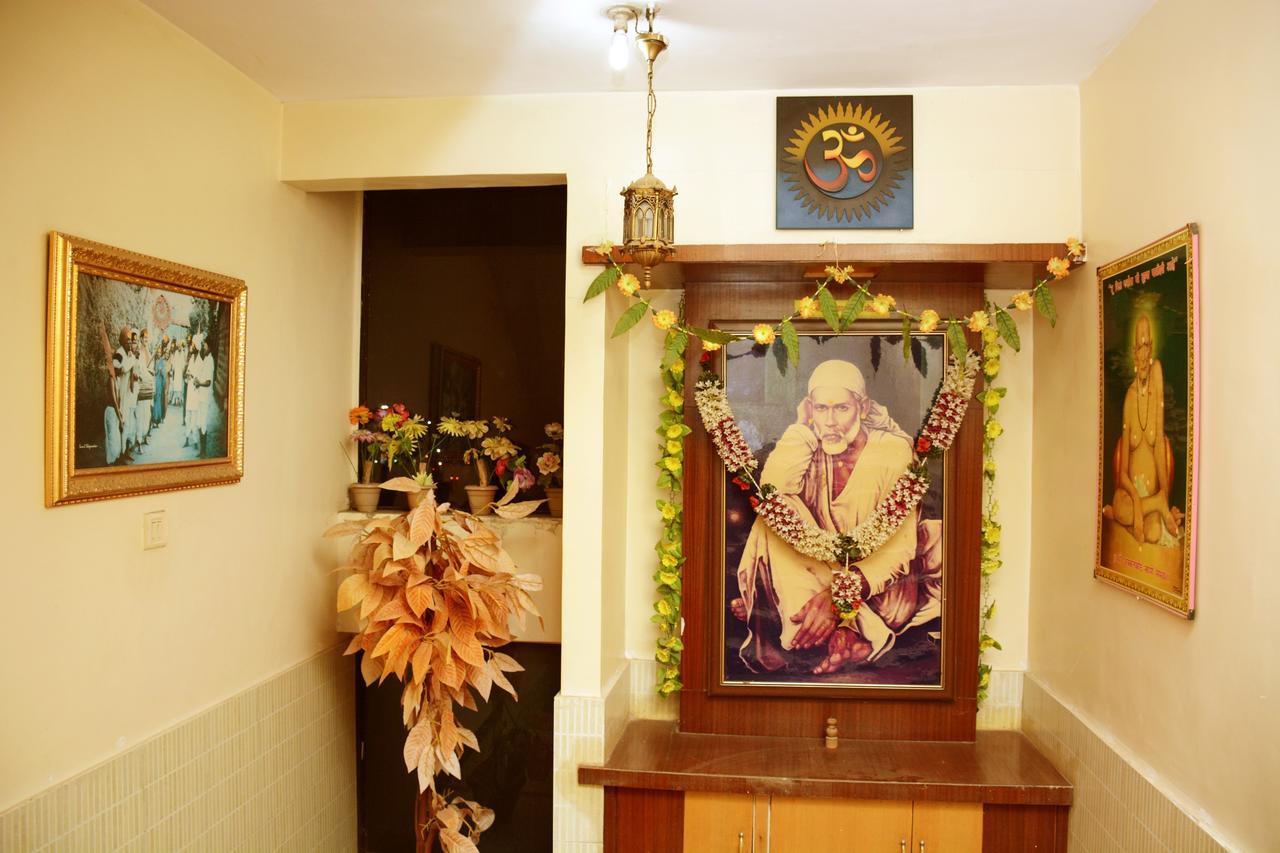 Hotel Sai Varsha Shirdi Luaran gambar